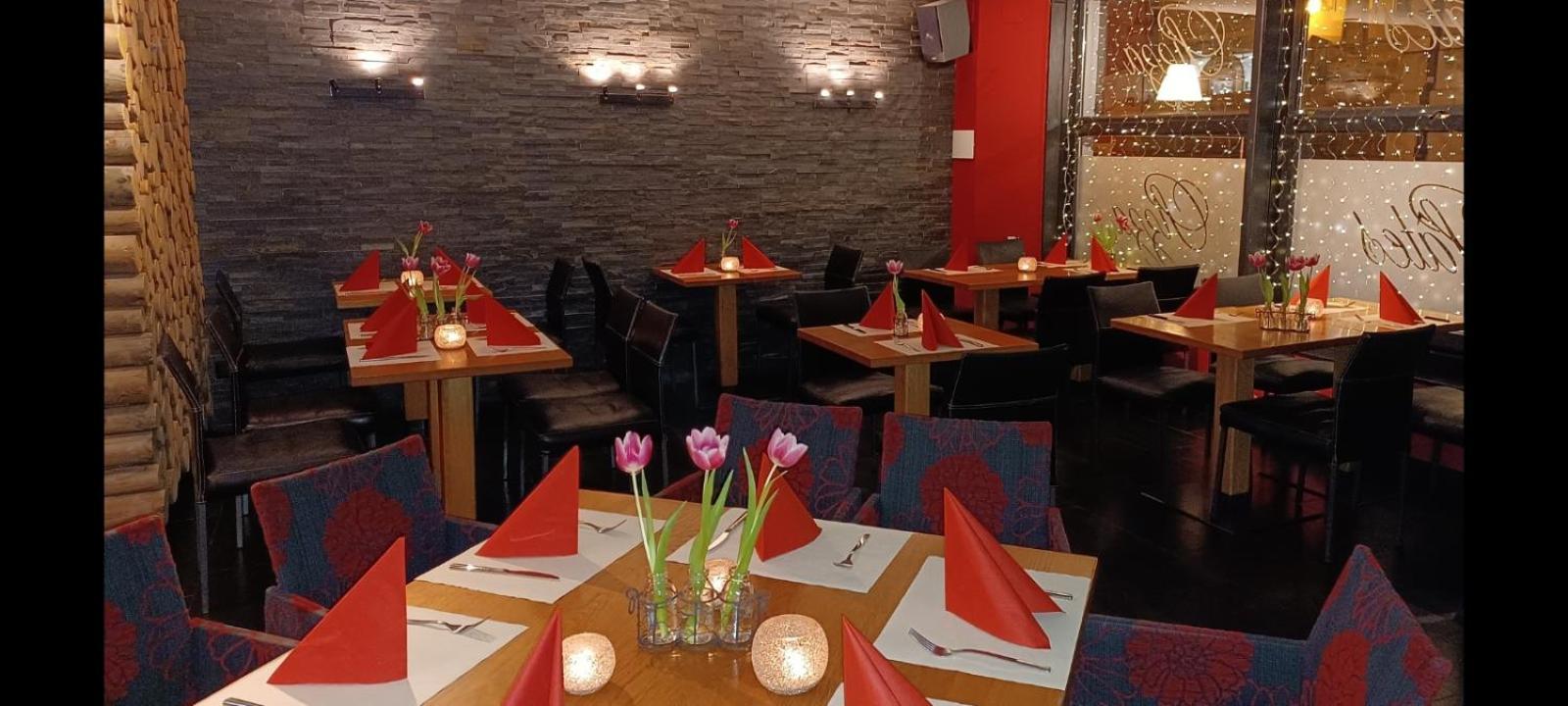 Hotel-Restaurant Le Lion D'Or ポラントリュイ エクステリア 写真